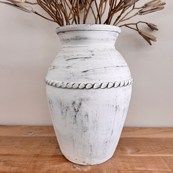 'Tova' Clay Vase - Whitewash