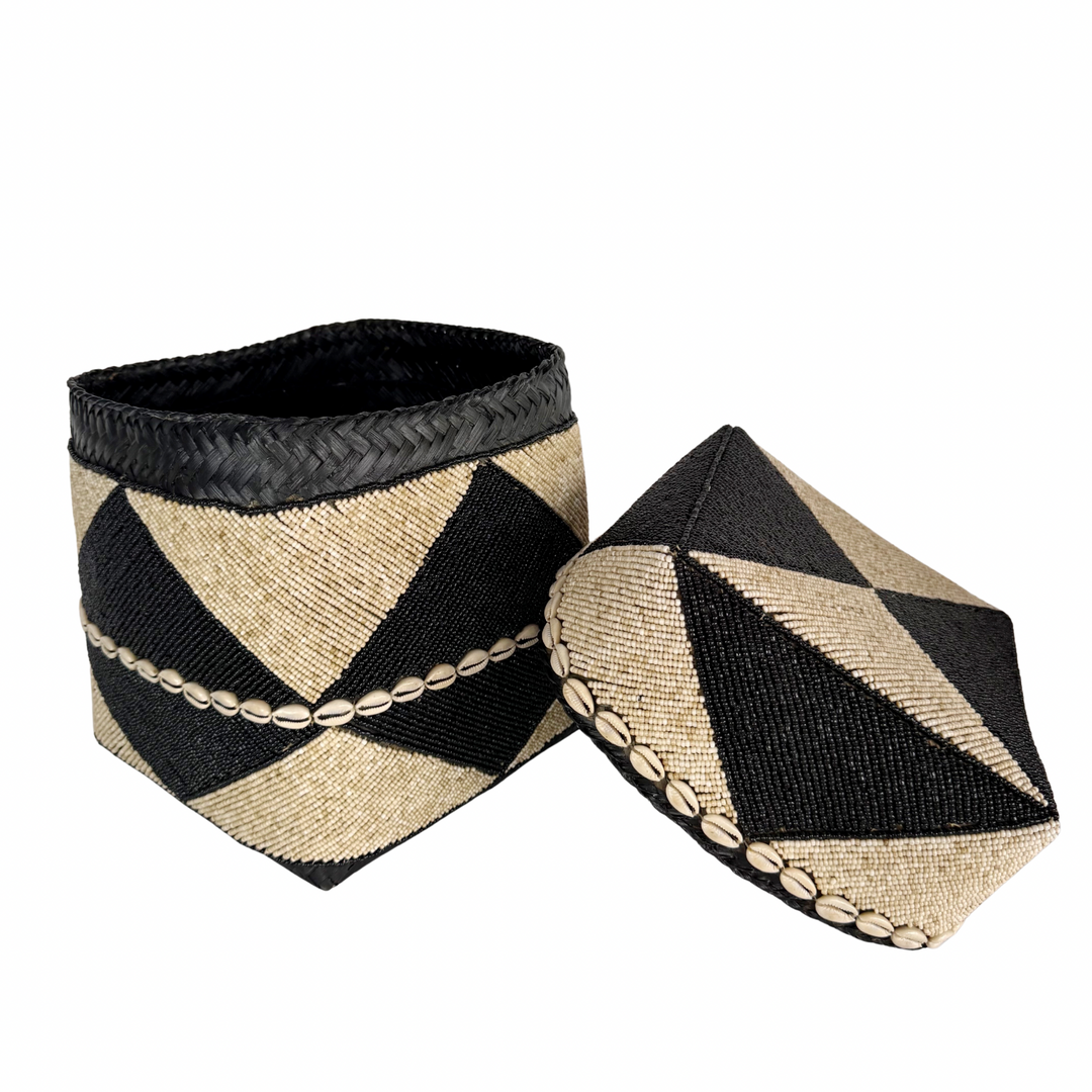 Nala Beaded Shell Box - Black/Sand