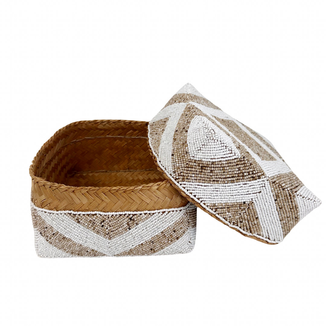 Suki Beaded Box - White/Sand