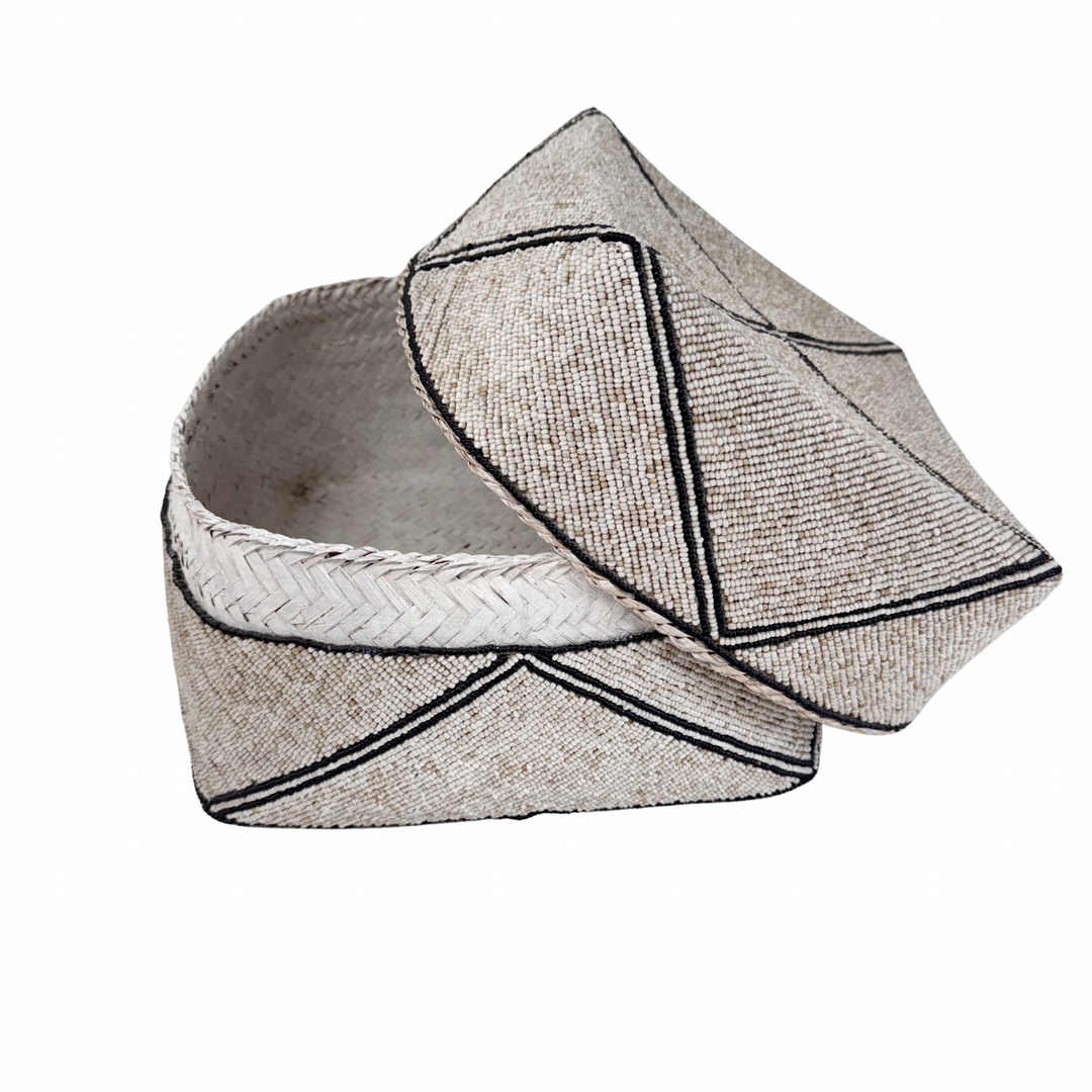Mara Beaded Box - Sand/Black