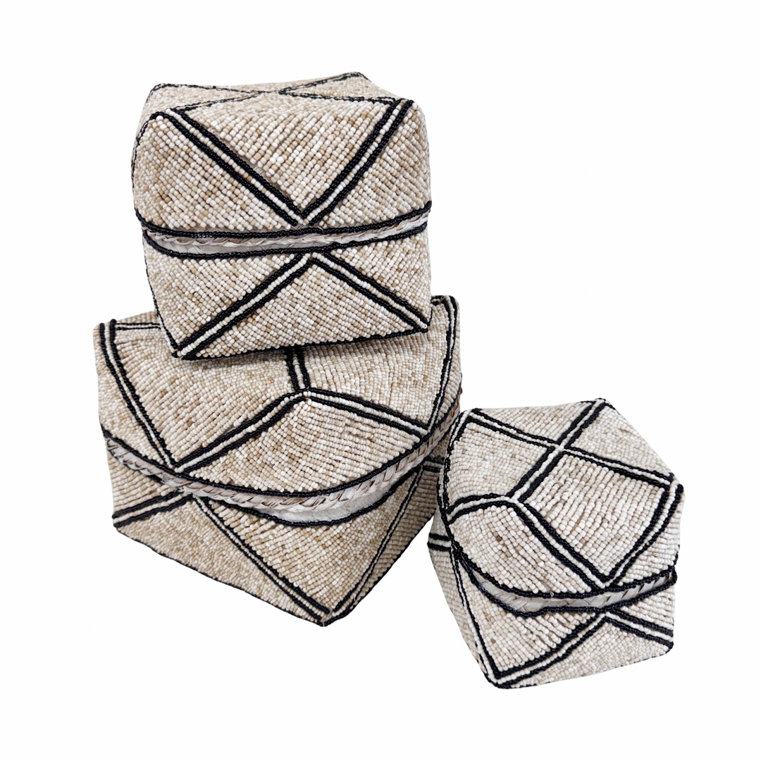 Mara Beaded Box - Sand/Black