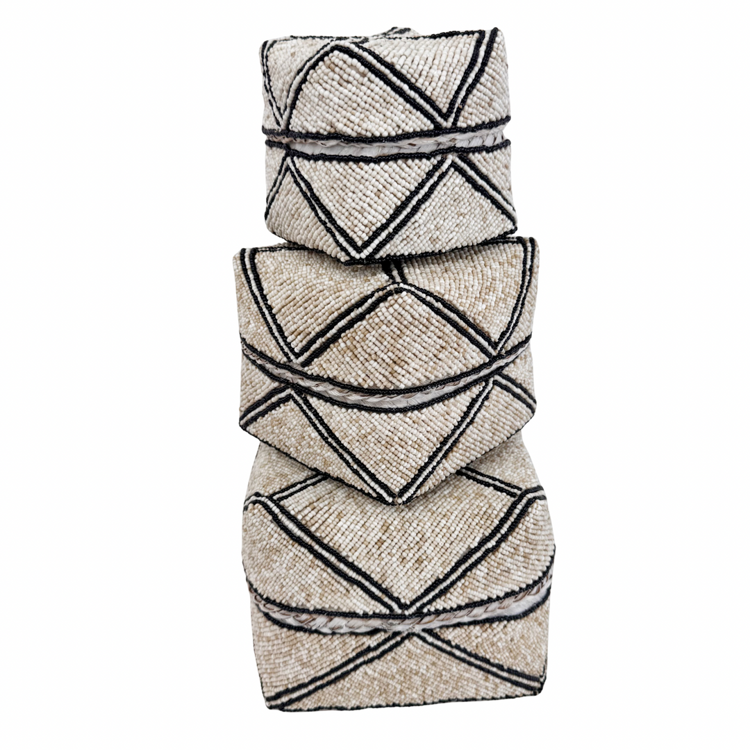 Mara Beaded Box - Sand/Black