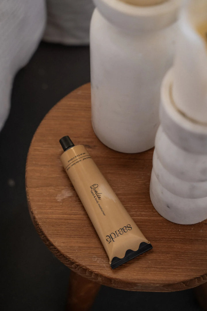 Hand & Body Moisturiser | Qualia