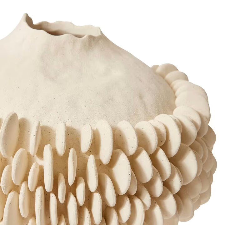 Leander Vessel - Ivory 38x37x33cm