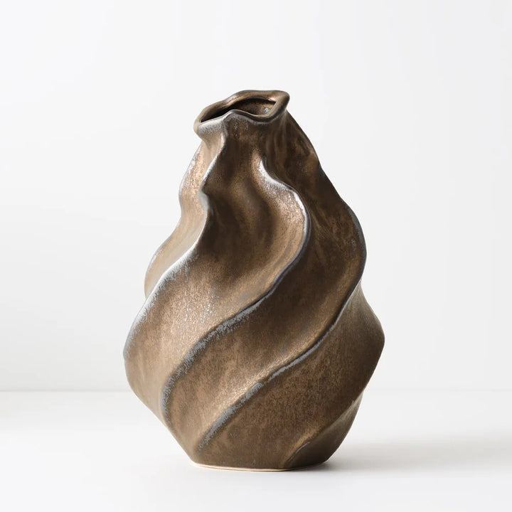 Nampula Vase - Copper (30cmh x 19cmd)
